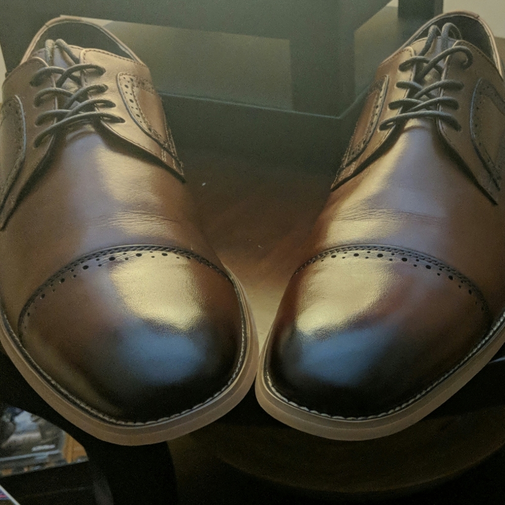 Stacy Adams; Two Tone Shoes, (10M)